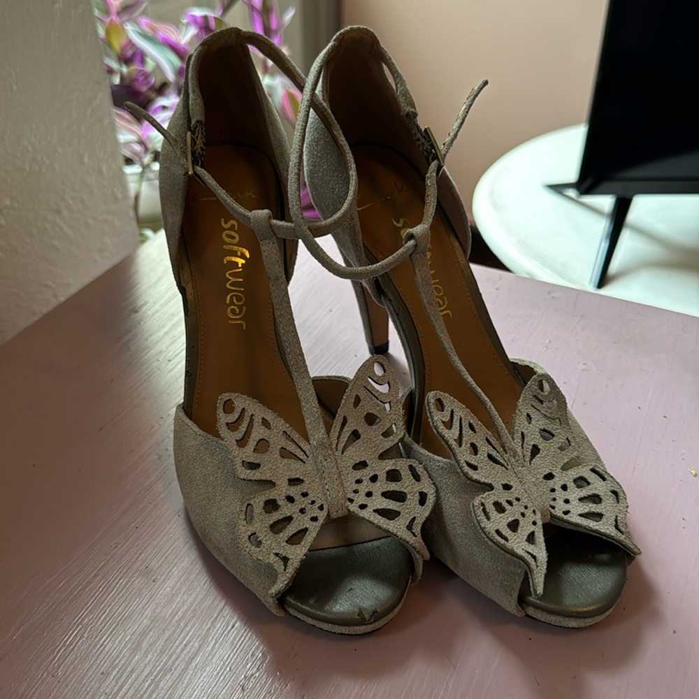 Clarks - Butterfly High Heel (3”), Size 6.5, Velvet Gray